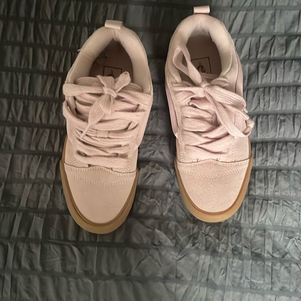 Pink suede new school vans , never worn